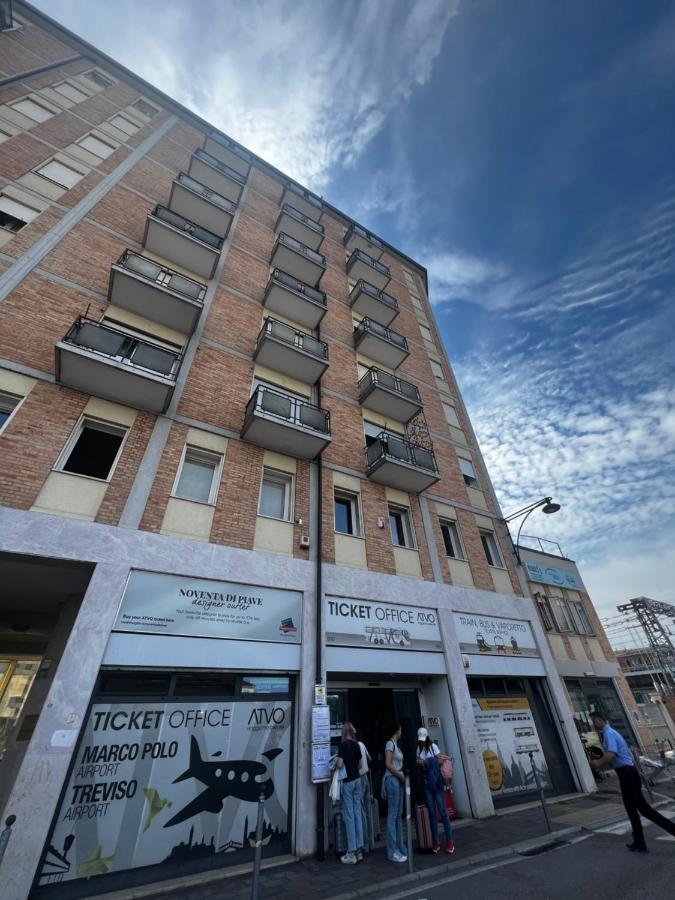 Arbi Venice Station Guest house *