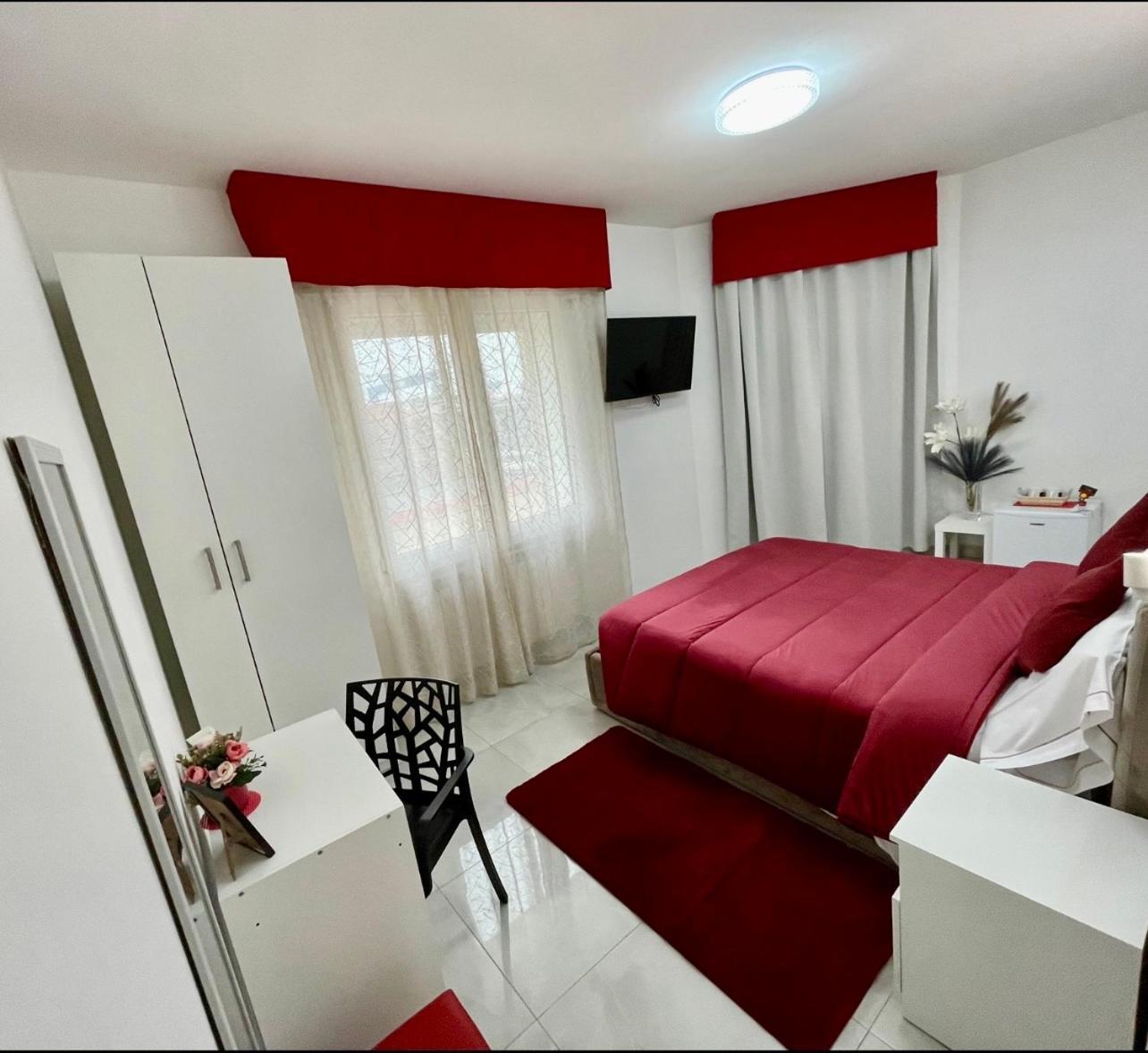 Arbi Venice Station Guest house *